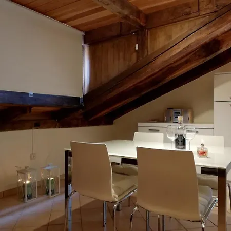 Apartment Sofia With Roof Terrace And Sea View In Gedici