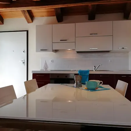 Sofia With Roof Terrace And Sea View In Apartment