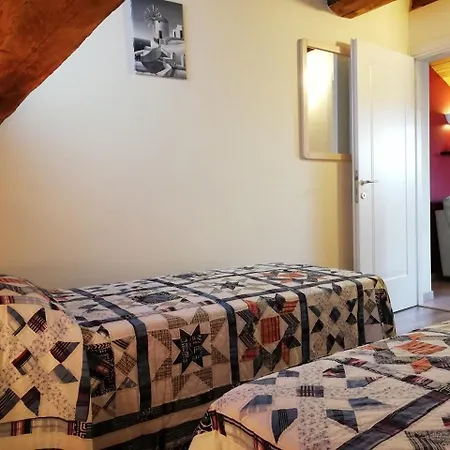 Sofia With Roof Terrace And Sea View In Apartment
